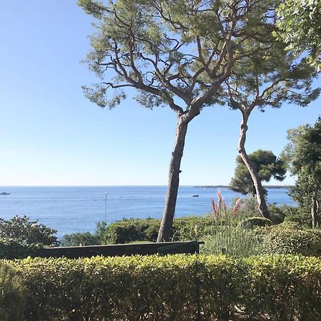 Villa Cannes Directly On The Sea Exterior photo
